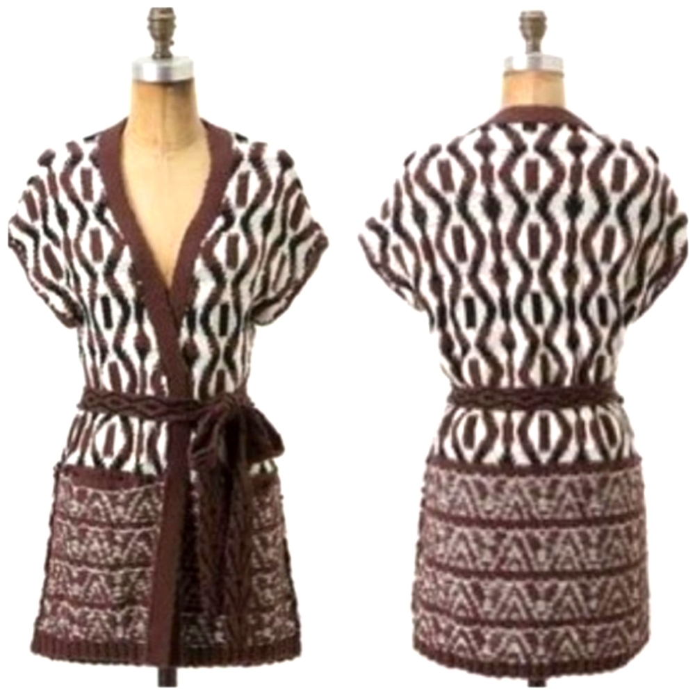 Anthropologie Knitted & Knotted Twisted Yarns